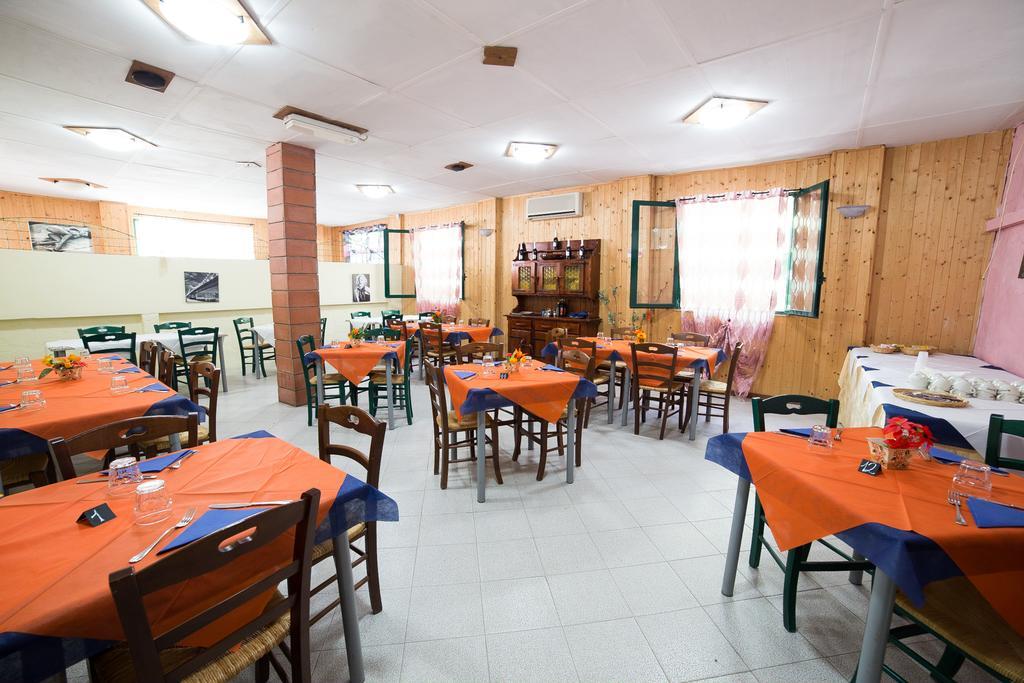 Camping Dei Tigli ตอร์เร เดล ลาโกปุชชีนี ภายนอก รูปภาพ